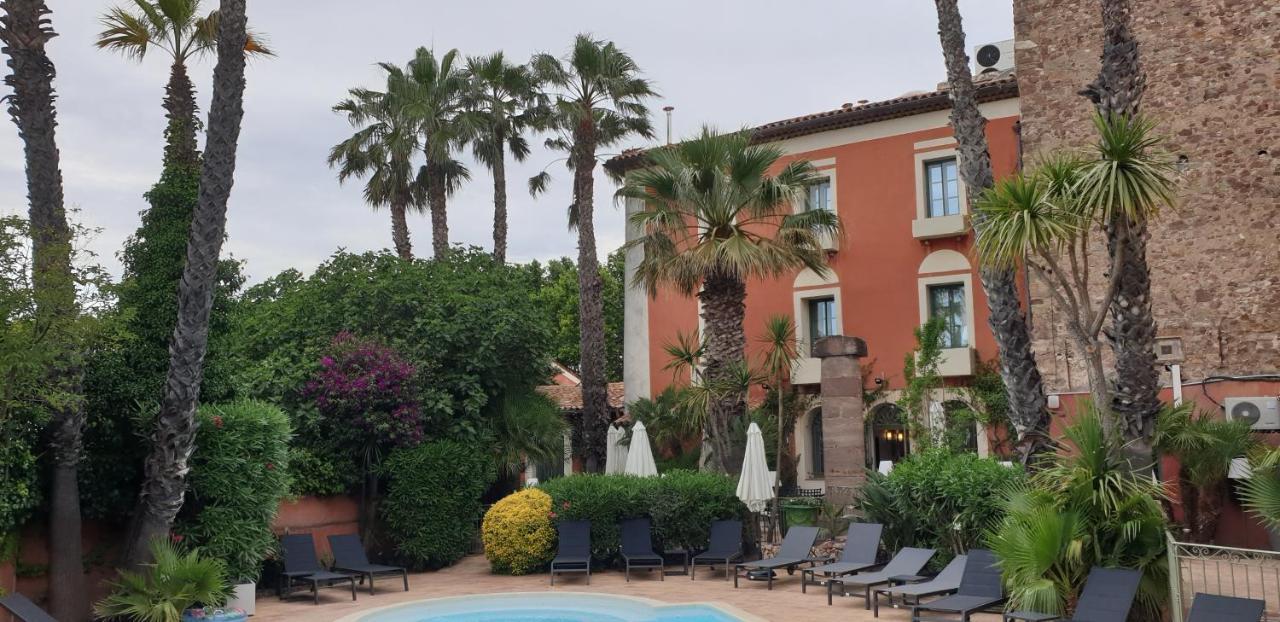 Hotel L'Arena Fréjus Esterno foto