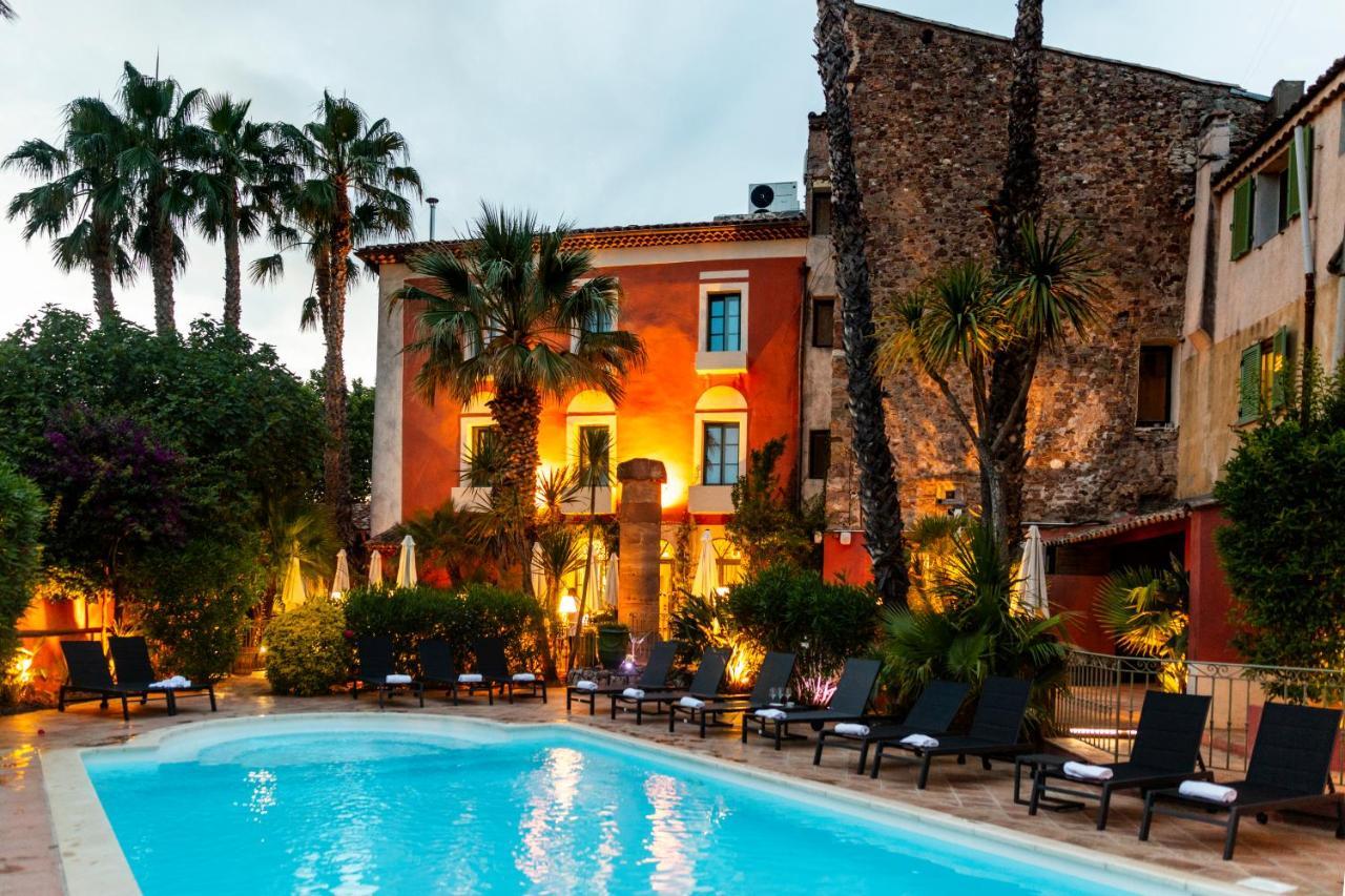 Hotel L'Arena Fréjus Esterno foto