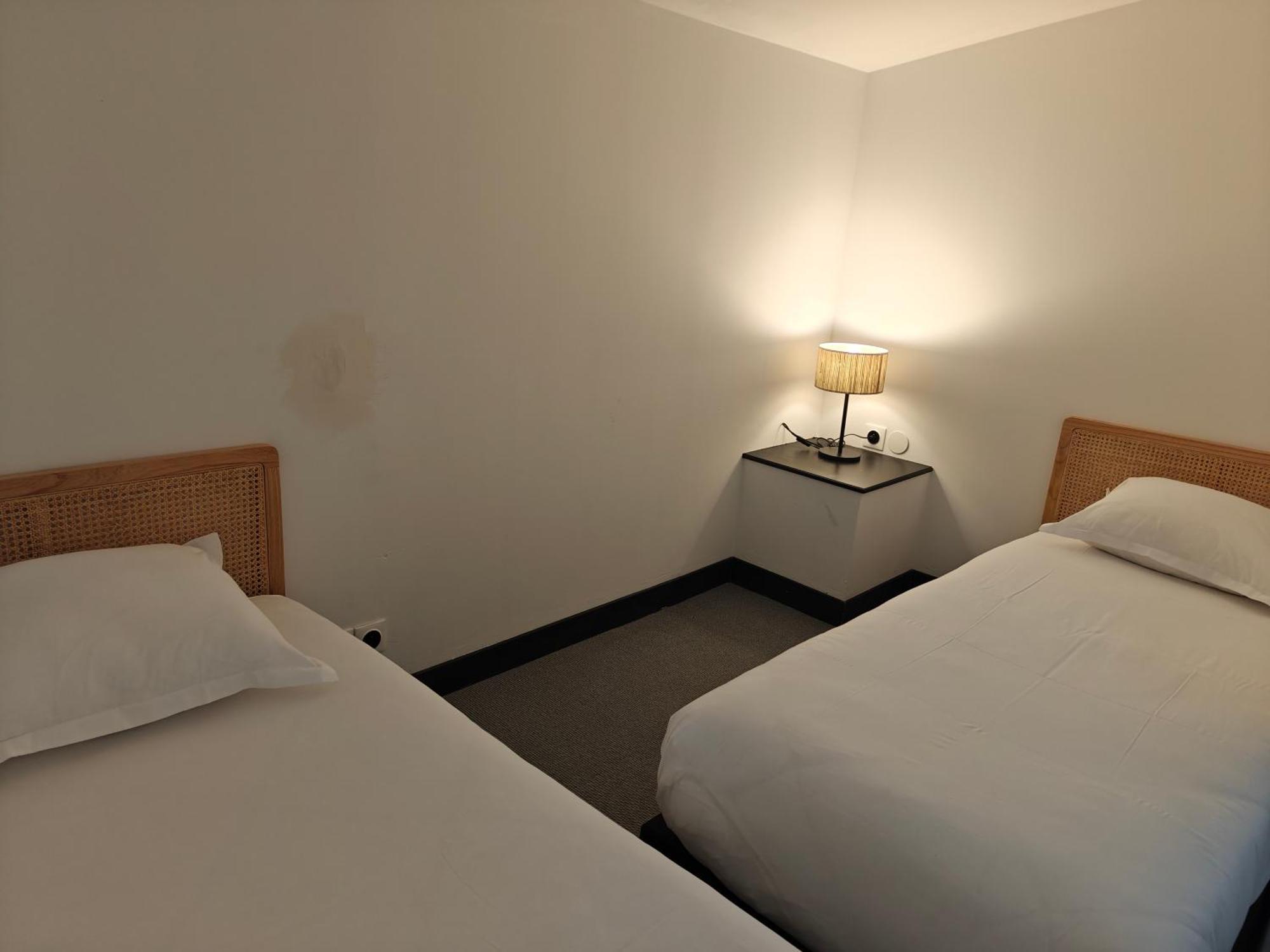 Hotel L'Arena Fréjus Esterno foto