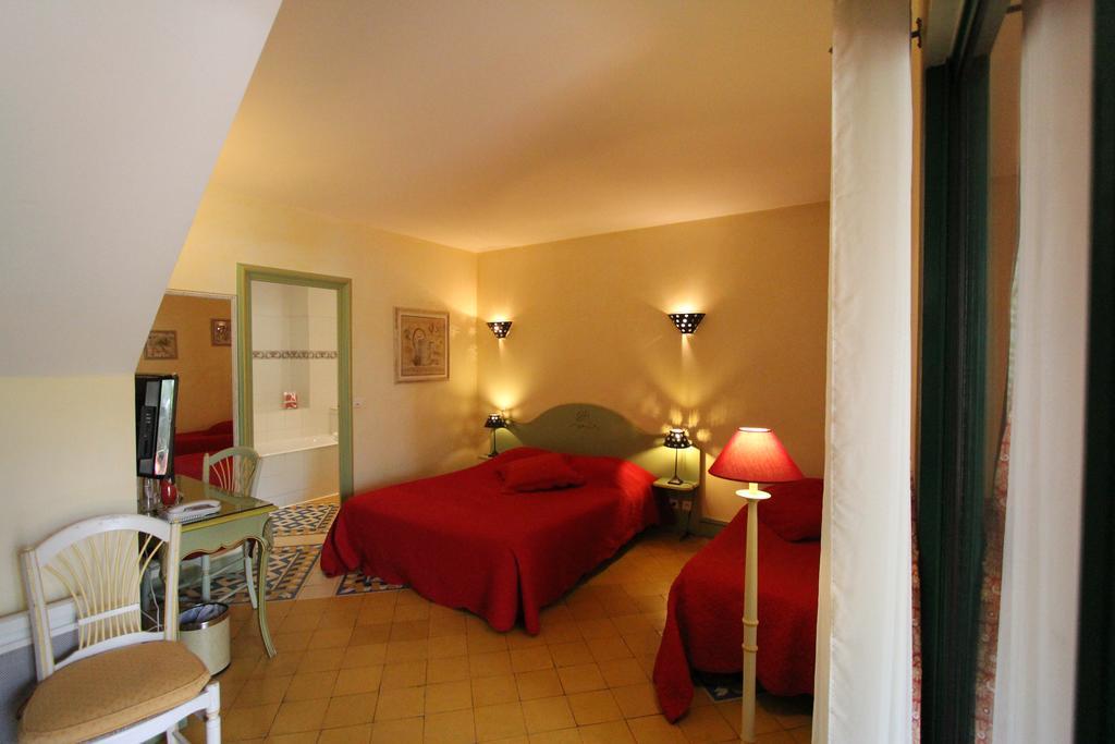 Hotel L'Arena Fréjus Esterno foto