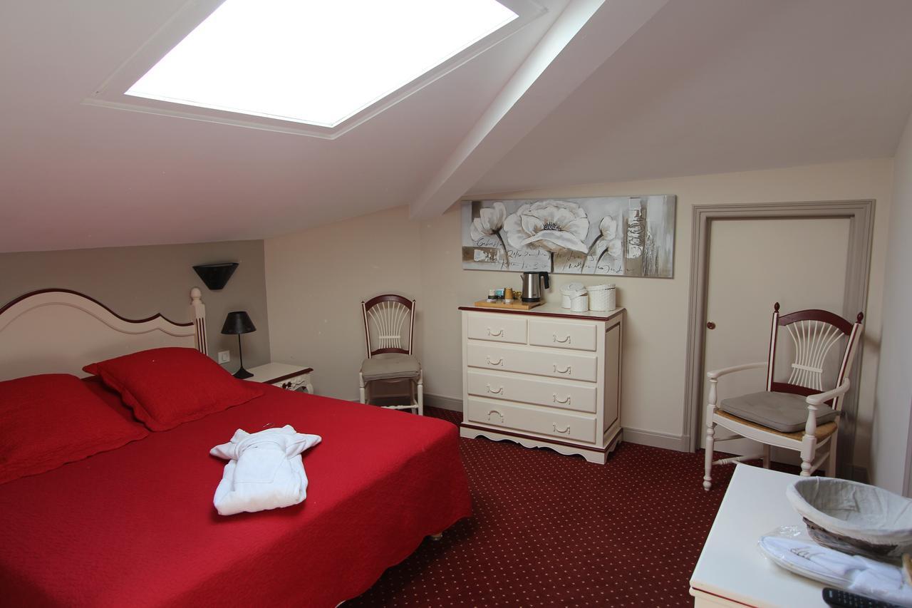 Hotel L'Arena Fréjus Esterno foto